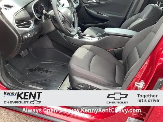 used 2024 Chevrolet Malibu car, priced at $25,309