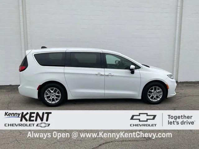 used 2023 Chrysler Pacifica car, priced at $27,336