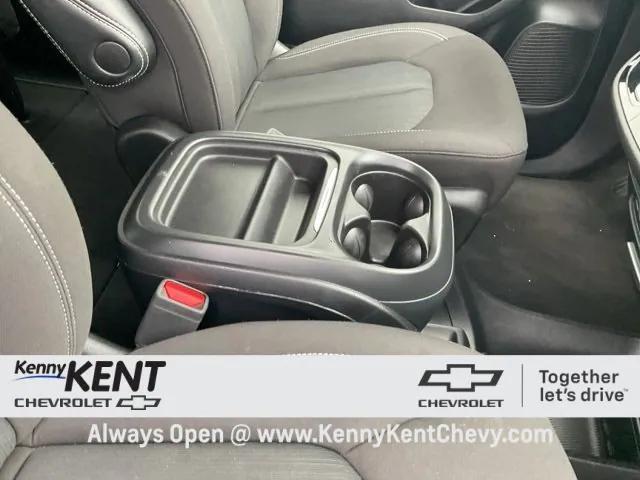 used 2023 Chrysler Pacifica car, priced at $27,336