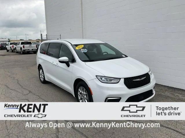 used 2023 Chrysler Pacifica car, priced at $27,336
