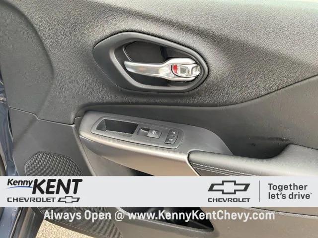 used 2020 Jeep Cherokee car, priced at $17,991
