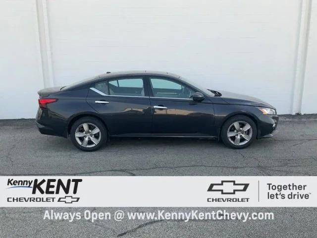 used 2019 Nissan Altima car, priced at $19,500