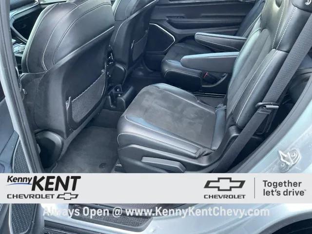 used 2022 Jeep Grand Cherokee L car, priced at $30,398