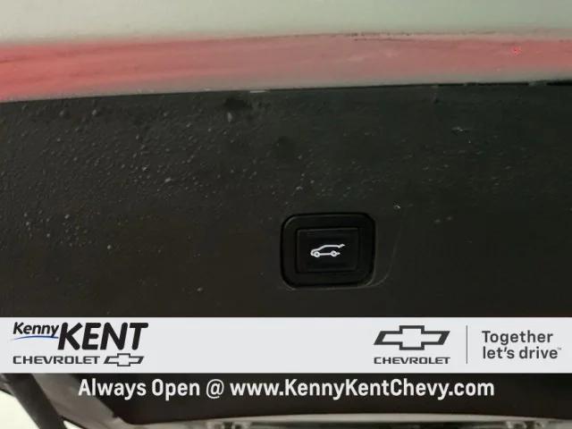 used 2021 Chevrolet Traverse car, priced at $20,936