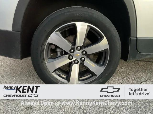 used 2021 Chevrolet Traverse car, priced at $20,936