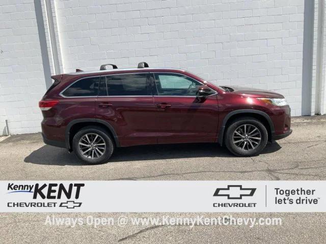 used 2017 Toyota Highlander car, priced at $20,685