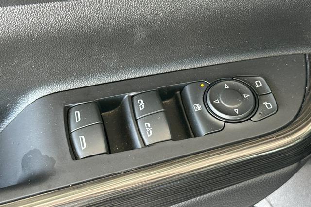 used 2023 GMC Acadia car, priced at $27,595