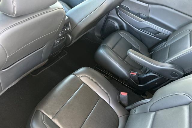 used 2023 GMC Acadia car, priced at $27,595