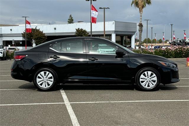 new 2025 Nissan Sentra car, priced at $22,335