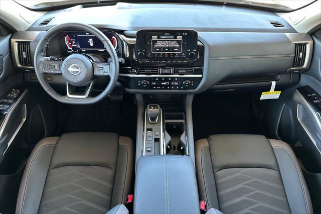 new 2025 Nissan Pathfinder car, priced at $47,255