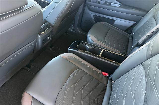 new 2025 Nissan Pathfinder car, priced at $47,255