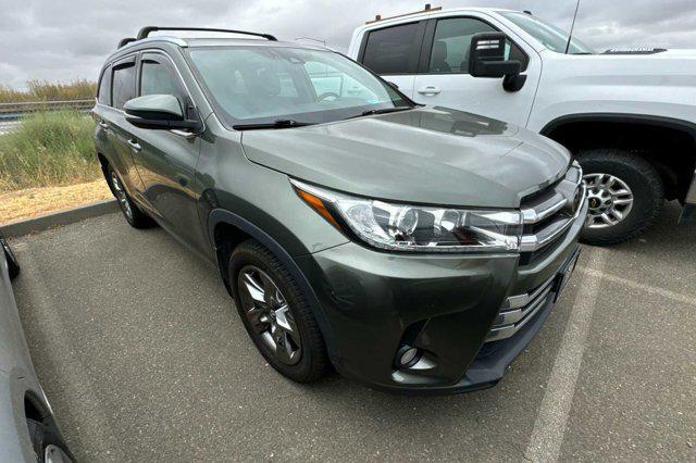 used 2018 Toyota Highlander car, priced at $24,990