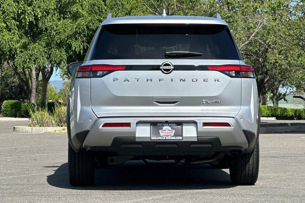 new 2025 Nissan Pathfinder car, priced at $38,632