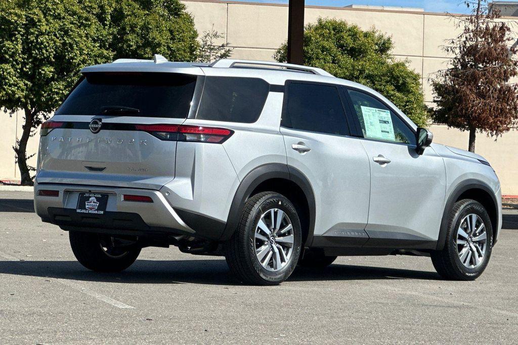 new 2025 Nissan Pathfinder car, priced at $38,632