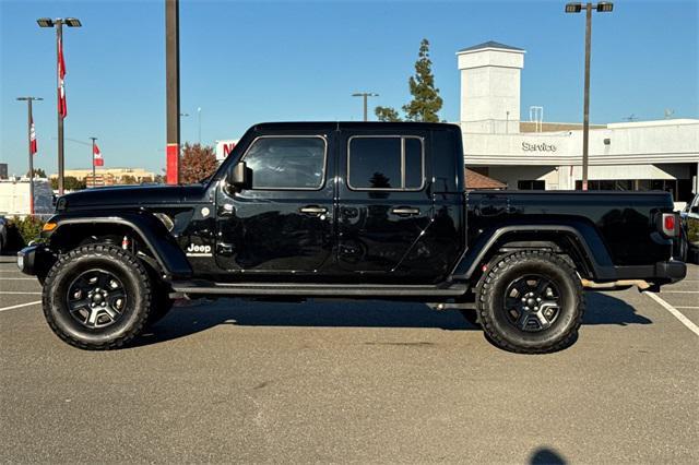 used 2022 Jeep Gladiator car, priced at $32,000