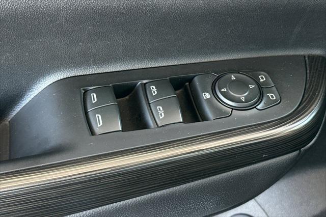 used 2023 GMC Acadia car, priced at $26,062