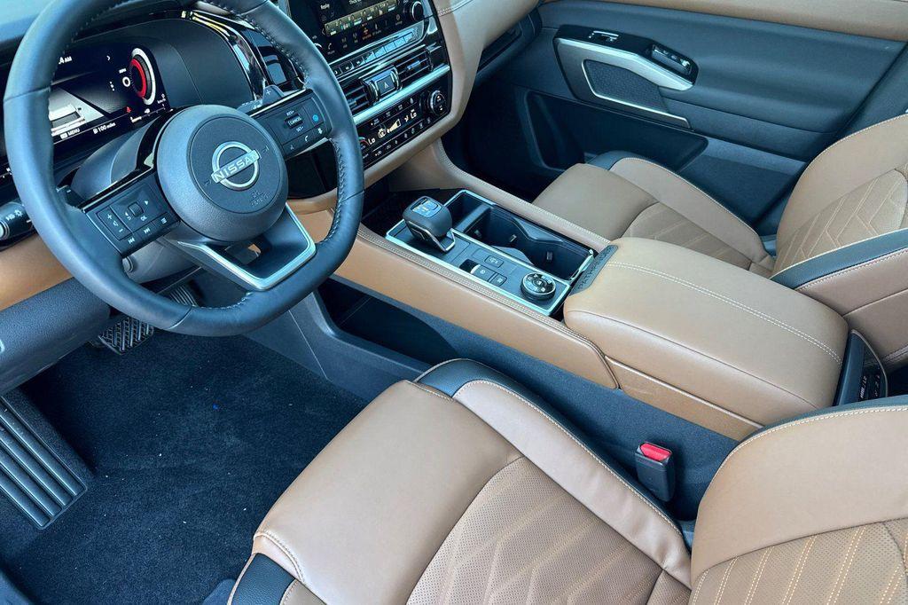 new 2025 Nissan Pathfinder car, priced at $49,175