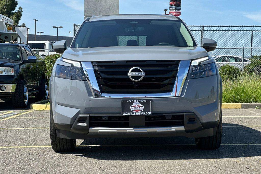 new 2025 Nissan Pathfinder car, priced at $49,175