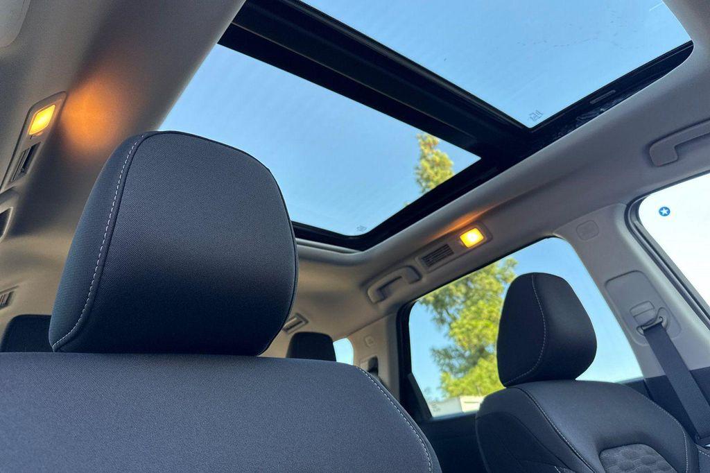 new 2025 Nissan Pathfinder car, priced at $36,322