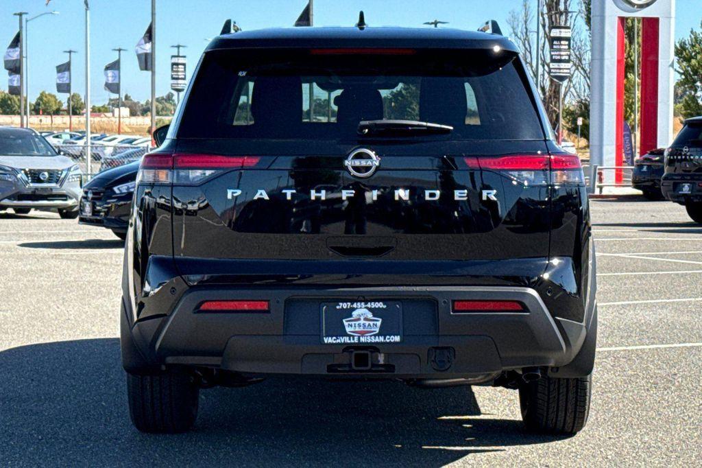 new 2025 Nissan Pathfinder car, priced at $36,322