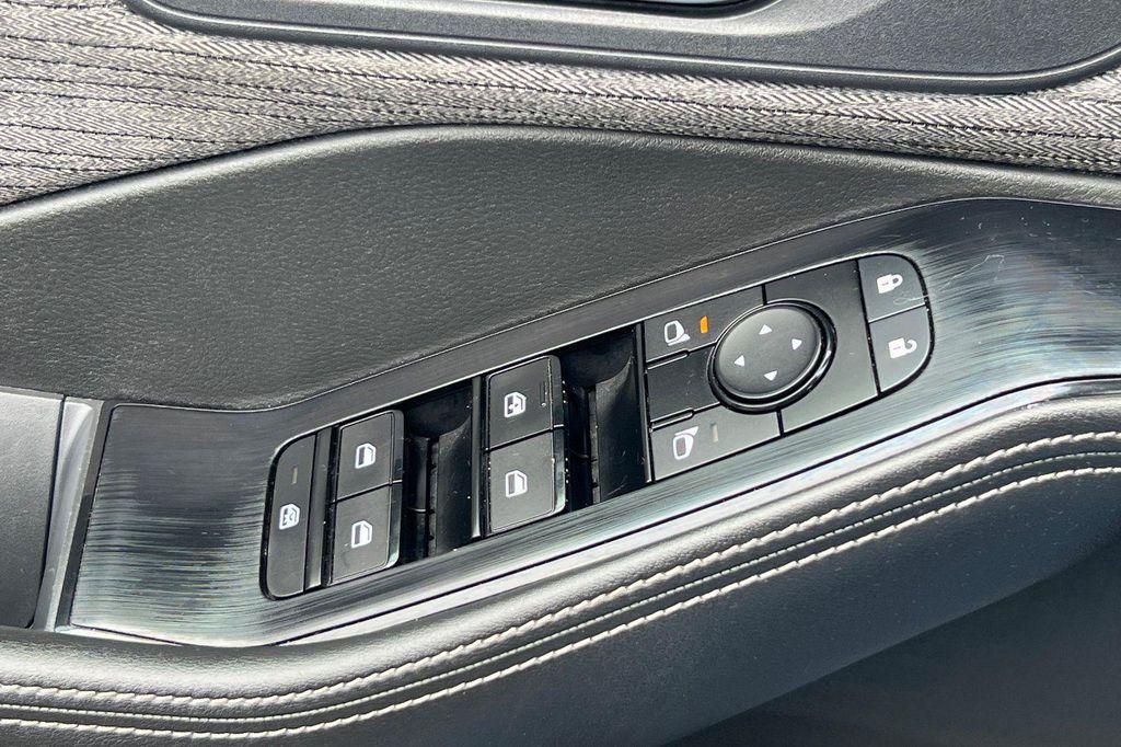 used 2023 Nissan Rogue car, priced at $20,226