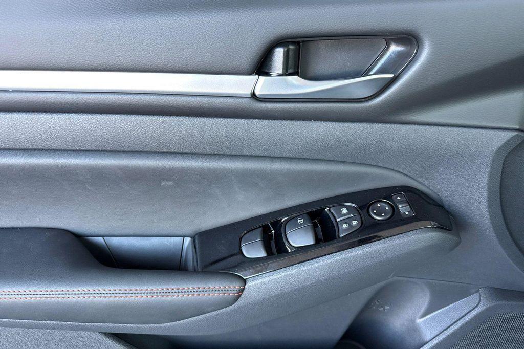 new 2025 Nissan Altima car, priced at $30,525