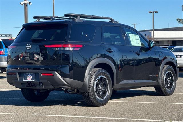 new 2025 Nissan Pathfinder car, priced at $45,650