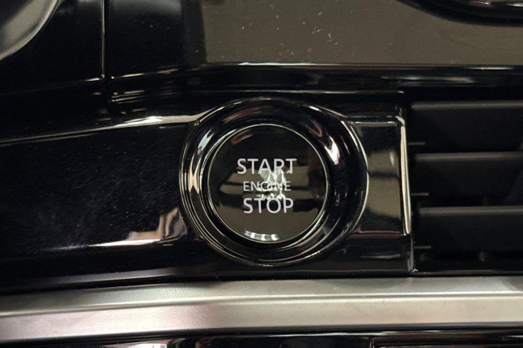 new 2025 Nissan Pathfinder car, priced at $49,345