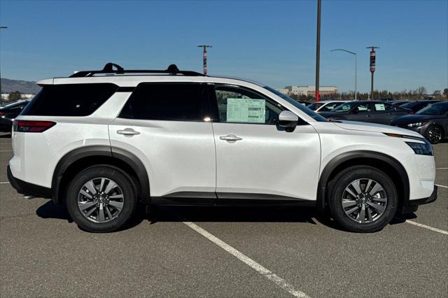 new 2025 Nissan Pathfinder car, priced at $40,820