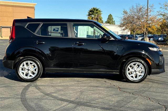 used 2022 Kia Soul car, priced at $14,530