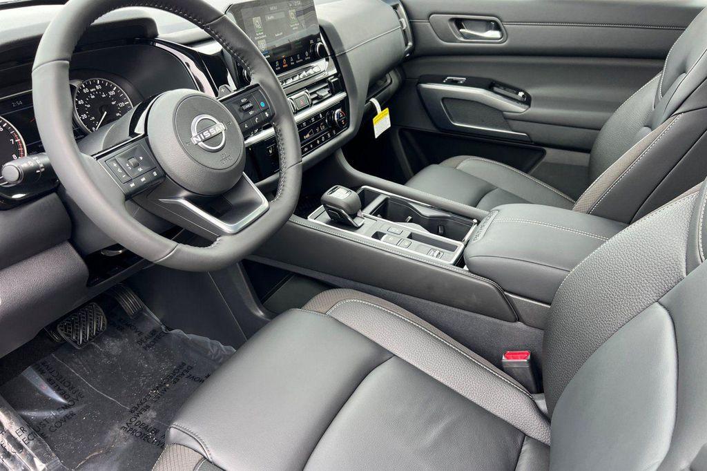 new 2025 Nissan Pathfinder car, priced at $37,035