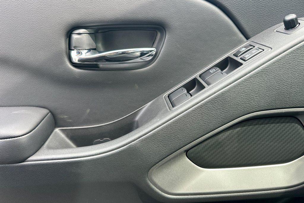 new 2025 Nissan Frontier car, priced at $35,806