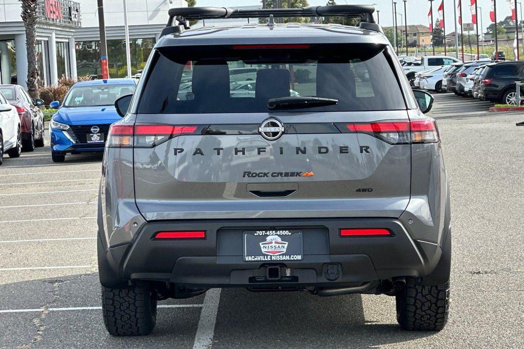 new 2025 Nissan Pathfinder car, priced at $39,056