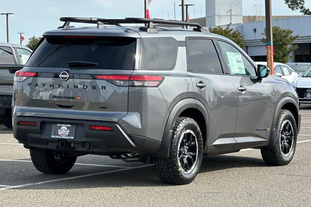 new 2025 Nissan Pathfinder car, priced at $39,056