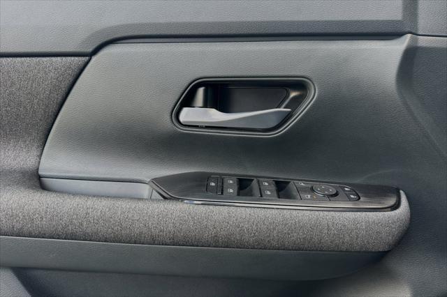 new 2025 Nissan Kicks car, priced at $24,892