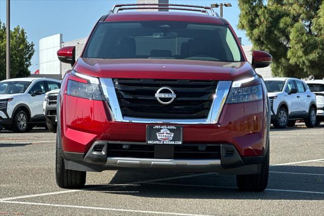new 2025 Nissan Pathfinder car, priced at $42,179