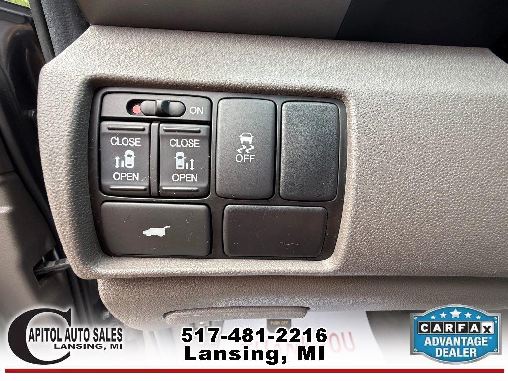 used 2013 Honda Odyssey car, priced at $10,795