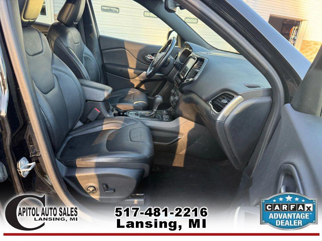 used 2019 Jeep Cherokee car, priced at $15,990
