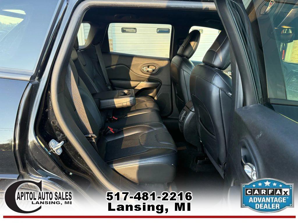 used 2019 Jeep Cherokee car, priced at $15,990