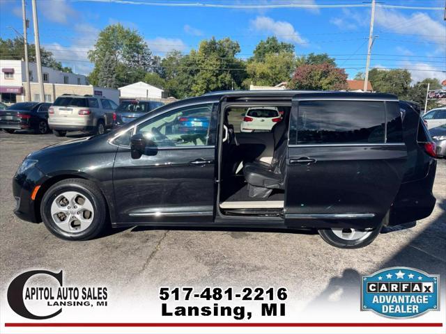 used 2017 Chrysler Pacifica car, priced at $9,495