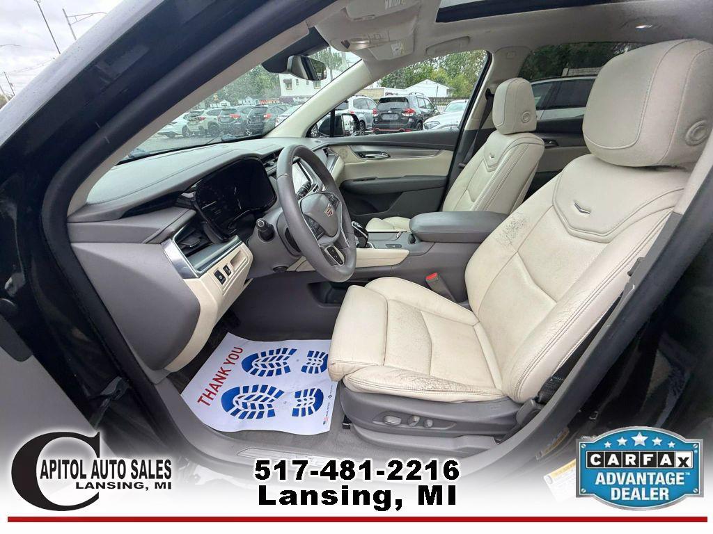 used 2017 Cadillac XT5 car, priced at $12,995
