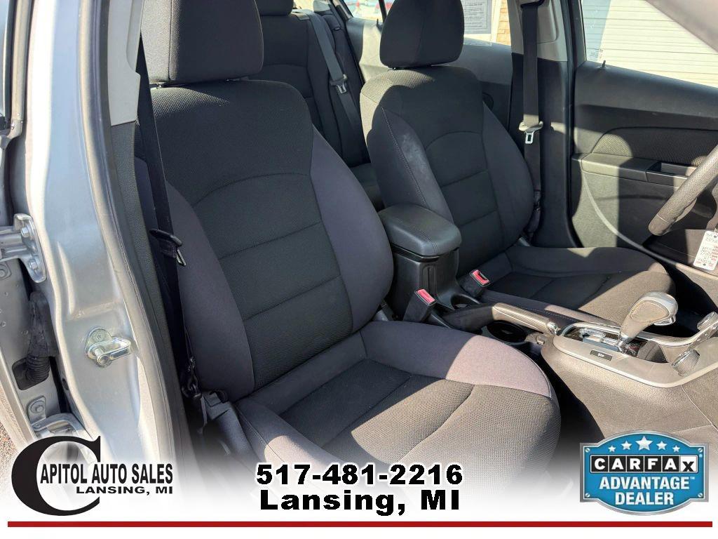 used 2013 Chevrolet Cruze car, priced at $5,900