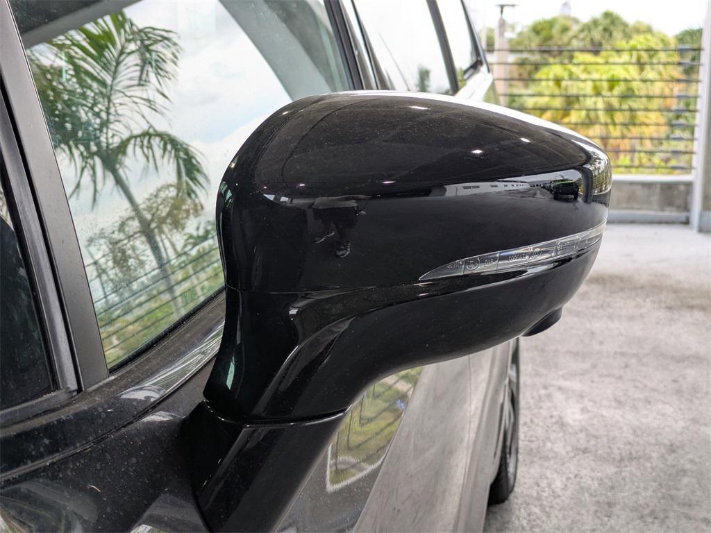 new 2025 Chrysler Pacifica car, priced at $41,418
