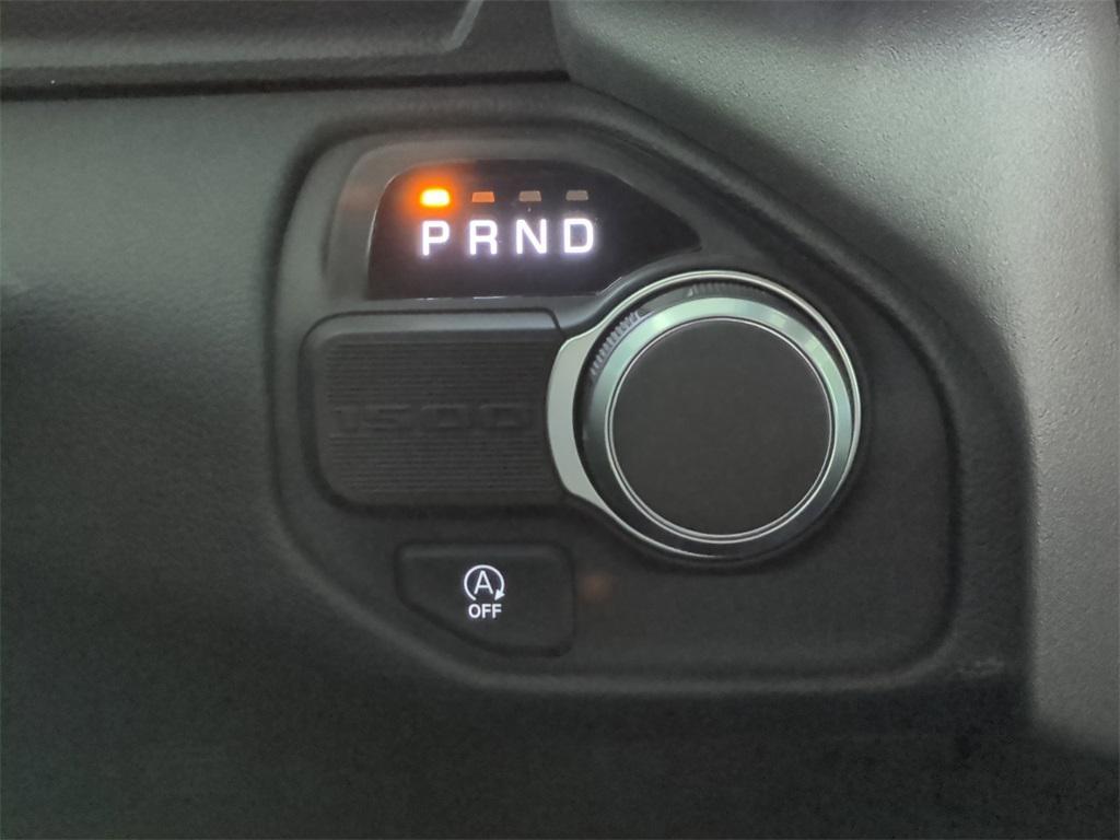 new 2025 Ram 1500 car, priced at $45,452