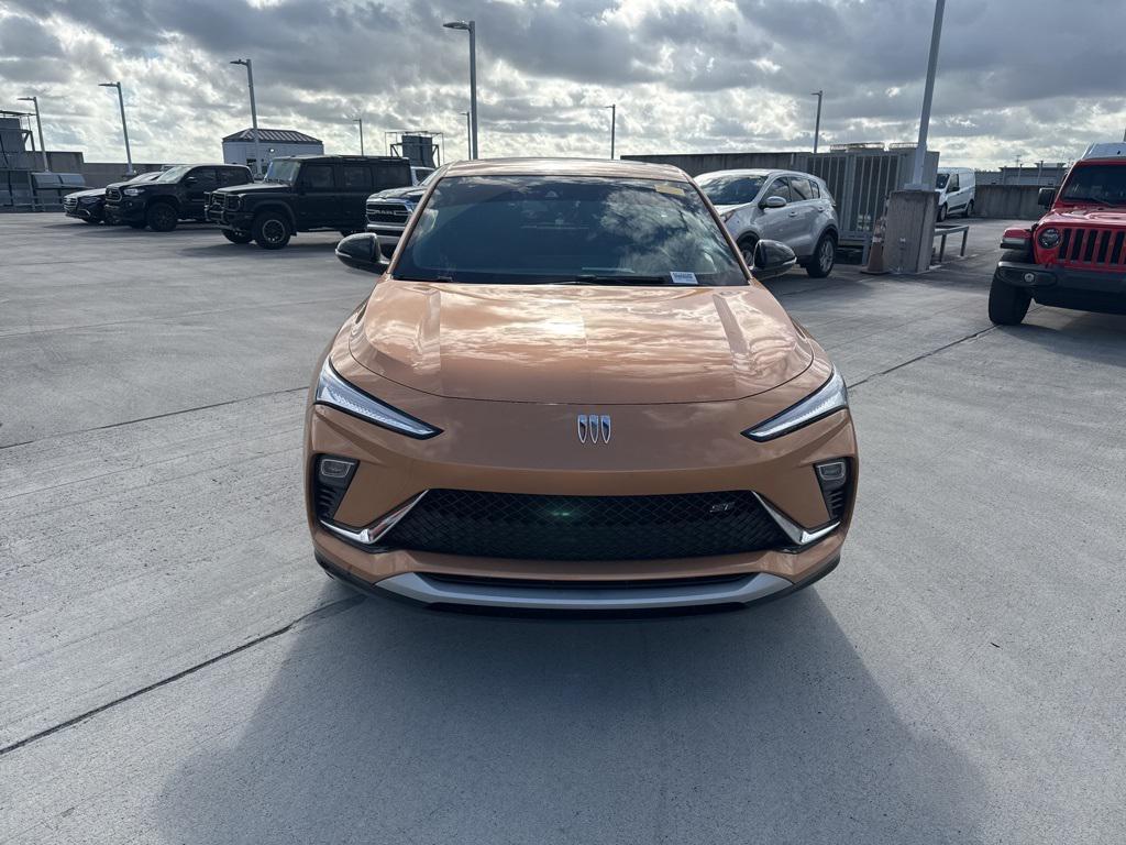 used 2024 Buick Envista car, priced at $24,262