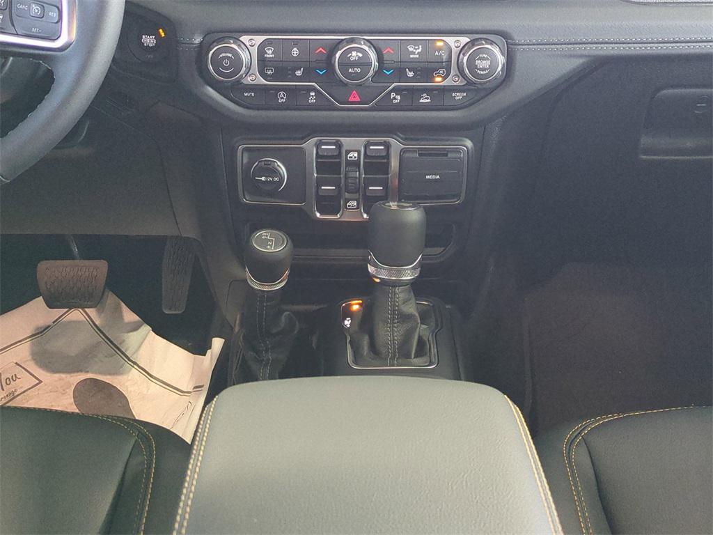 new 2025 Jeep Wrangler car, priced at $50,935