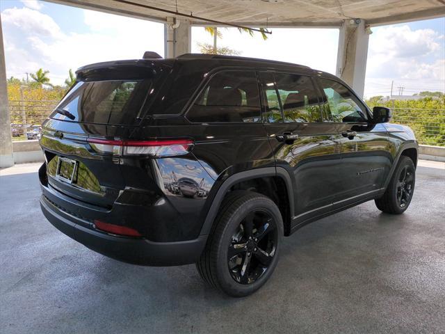 new 2025 Jeep Grand Cherokee car, priced at $39,623