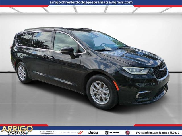 used 2022 Chrysler Pacifica car, priced at $21,000