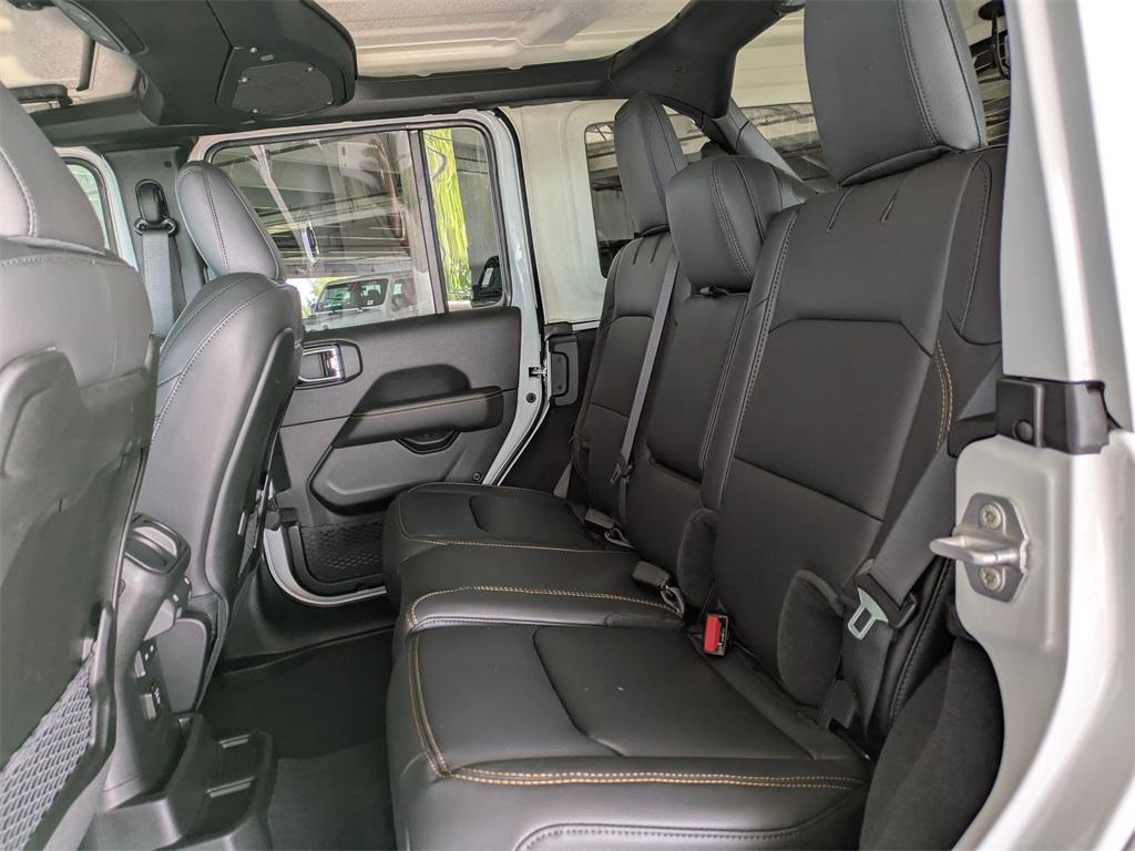 new 2025 Jeep Wrangler car, priced at $48,871