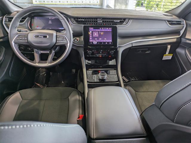 new 2025 Jeep Grand Cherokee L car, priced at $40,322